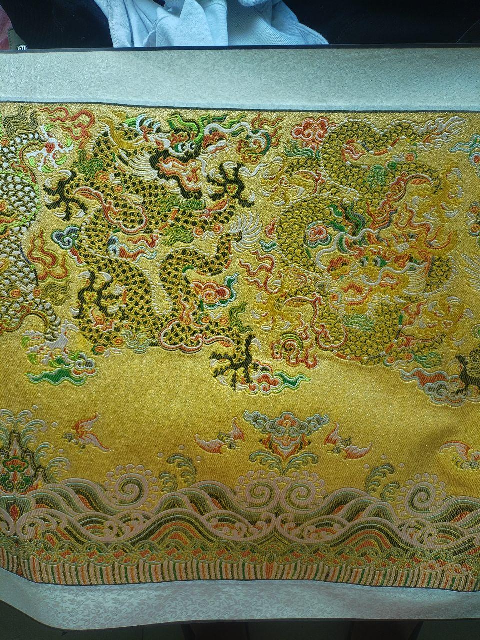 精品云锦·九龙图卷轴