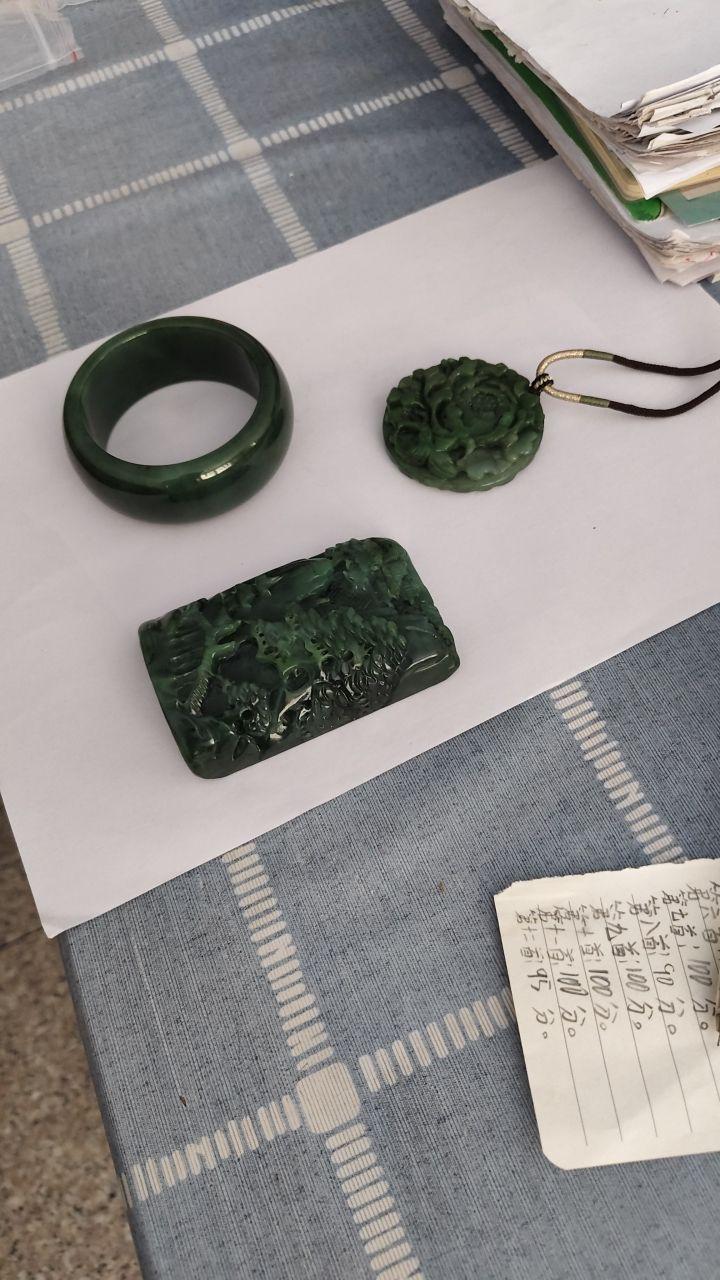和田玉雕件套装