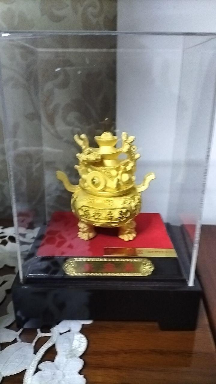 绒沙金聚宝鼎藏品