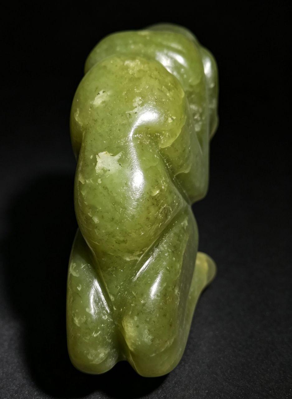 文化期河磨玉贵人像