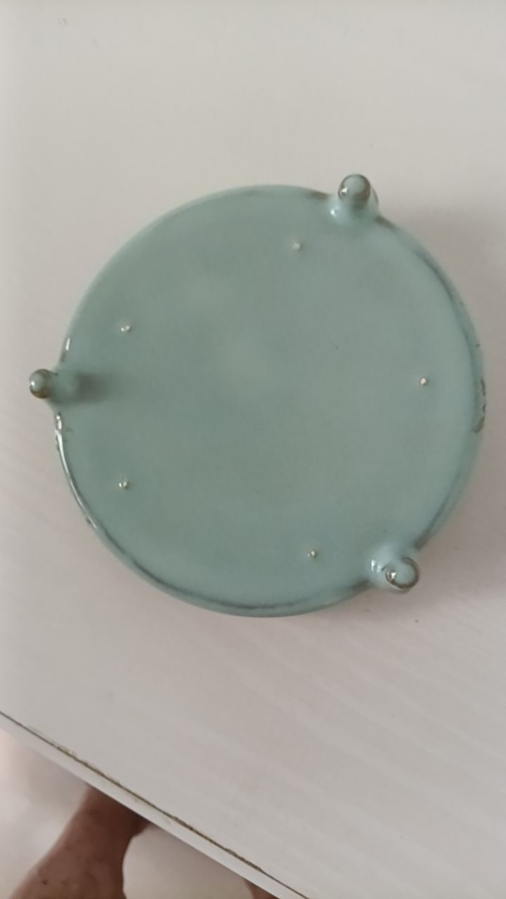 龙泉窑青釉盘