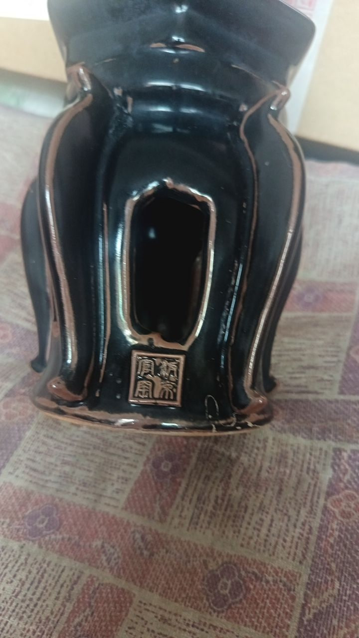 黑釉描金竹纹花觚
